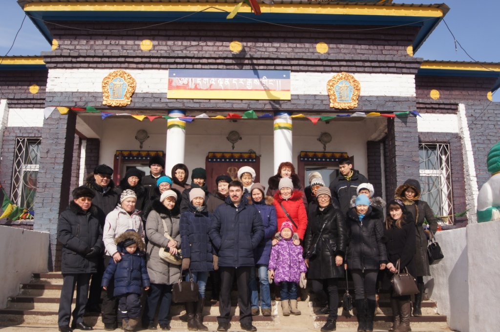 13 марта 2015 г. в рамках празднования Дня защитника Отечества, Международного женского дня и Дня архивов работники архивных учреждений выезжали в Ацагатскую долину, где познакомились с обыча